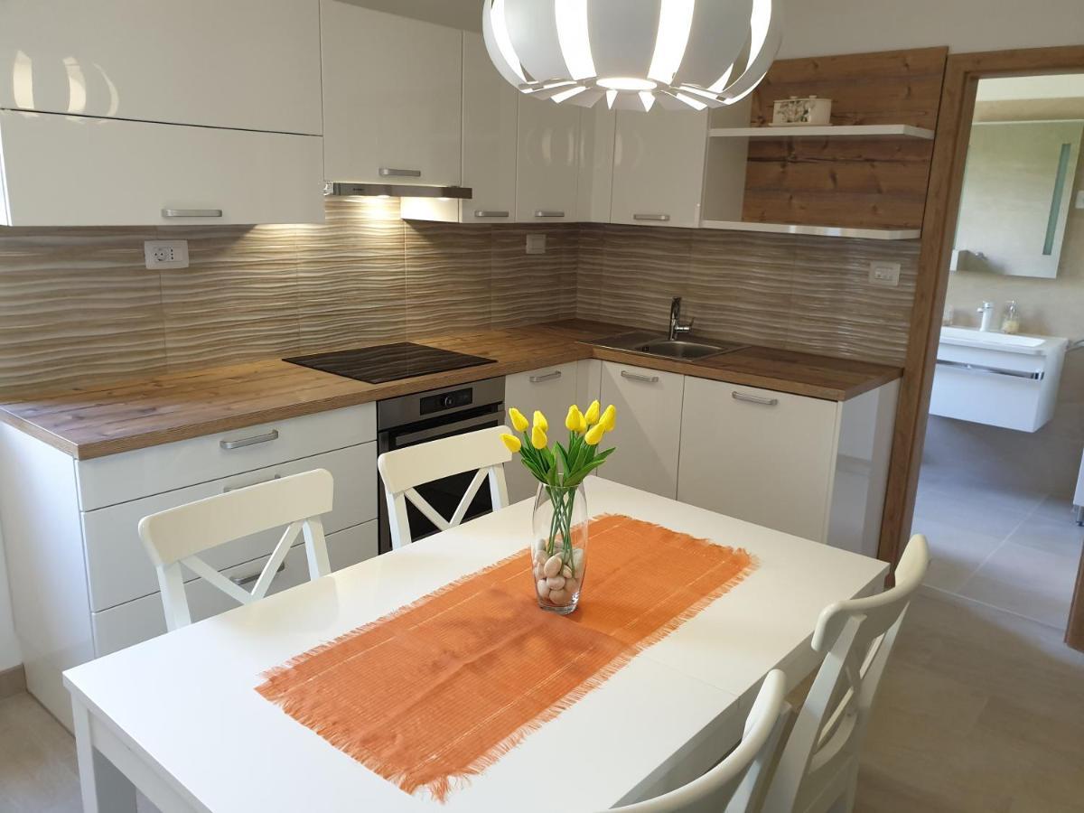Apartments Stella Apsyrtides 奥索尔 外观 照片
